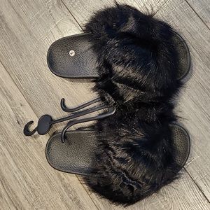 NWT Faux Fir Slippers Women's sz 7